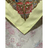 mantón estampado rosas amarillo