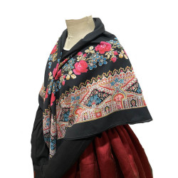 mantón estampado NEGRO