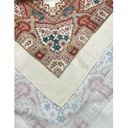 MANTÓN ESTAMPADO ENREJADO BEIGE