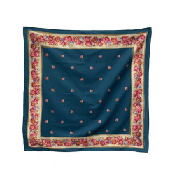 MANTÓN  ESTAMPADO  PEQUEÑO AZUL