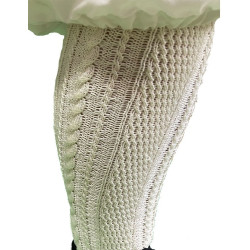 media corta blanca calada