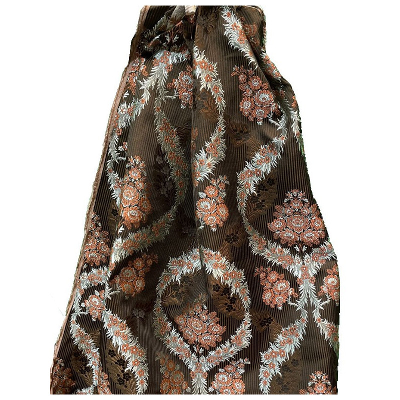 corte de falda greca verdosa colores