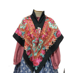 MANTÓN ESTAMPADO FLORES NEGRO