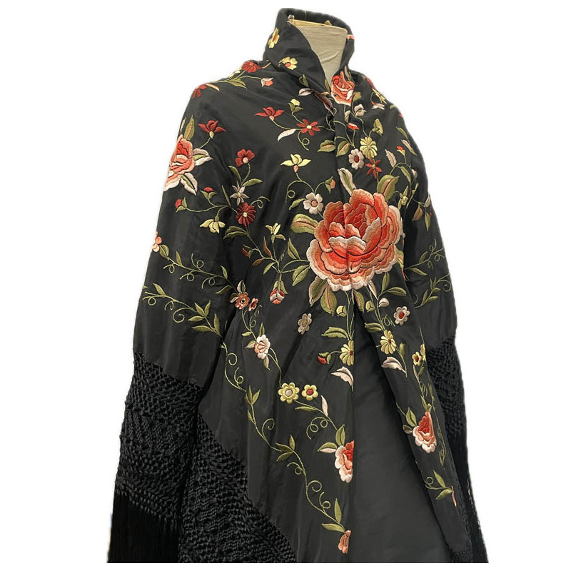 MANTÓN DE MANILA NEGRO FLOR COLORES