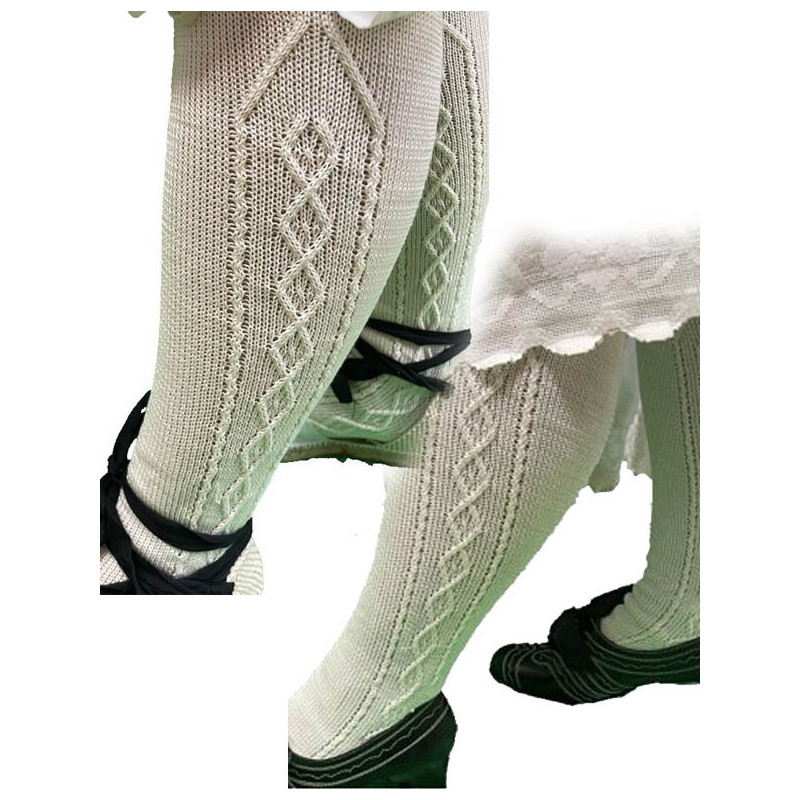 media corta blanca lisa ochos