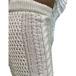 media corta blanca calada