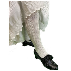 media corta blanca calada