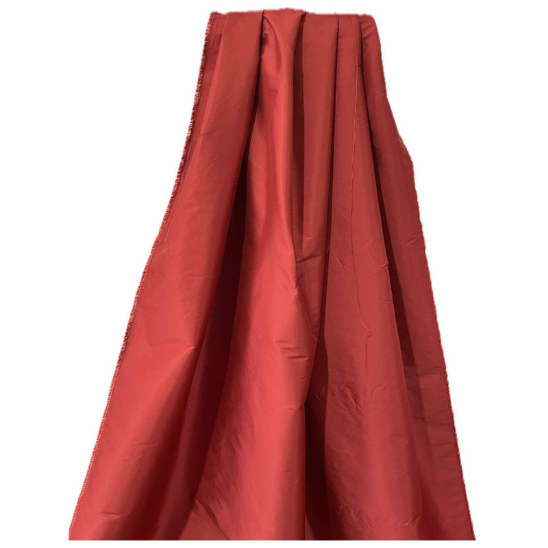 TAFETÁN ROJO