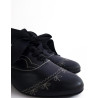 zapato pespuntes negro tacón alto