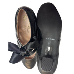 zapato abotinado piel negro