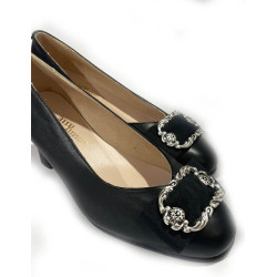 ZAPATO CON HEBILLA NEGRO TACÓN ALTO