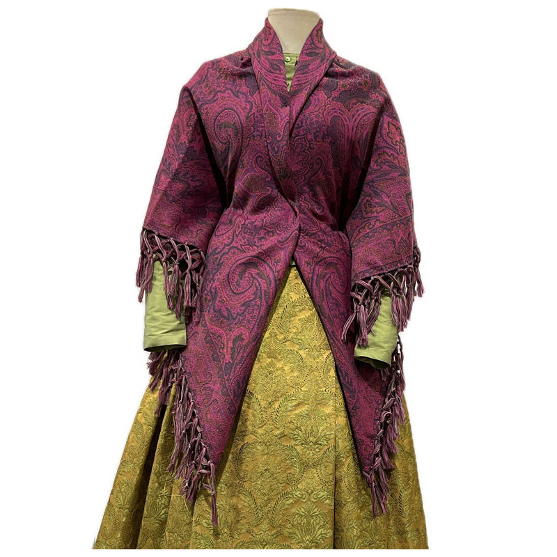 MANTÓN ALFOMBRADO FUCSIA