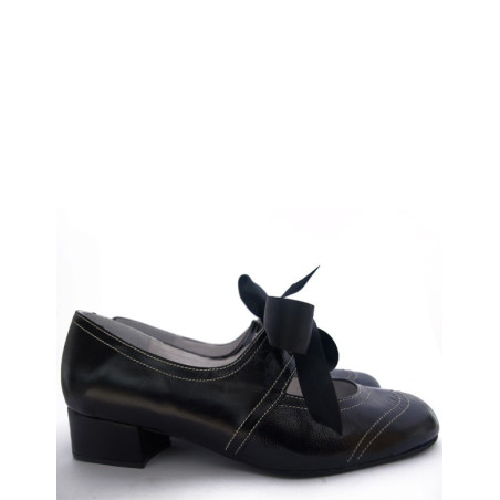 zapato abierto pespuntes tacón bajo