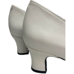 ZAPATO ALCAÑIZ BLANCO Y TOPOS