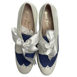 ZAPATO ALCAÑIZ BLANCO Y TOPOS