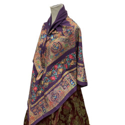 mantón estampado pajaritos morado