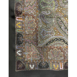 MANTÓN 8 PUNTAS ESTAMPADO NEGRO